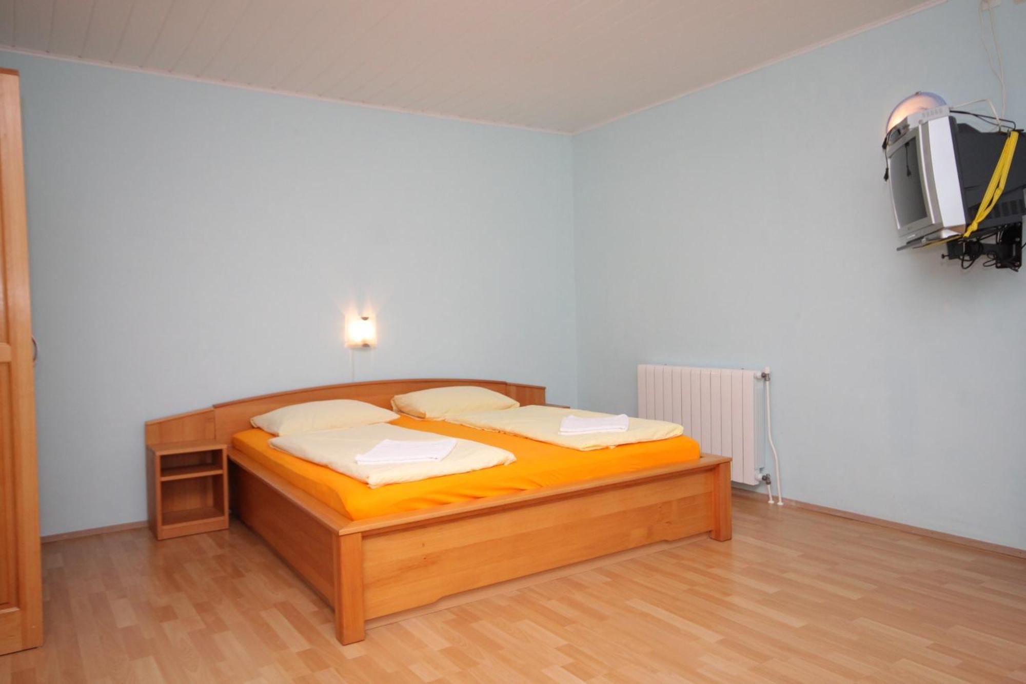 Rooms With A Swimming Pool Peroj, Fazana - 2235 Kültér fotó