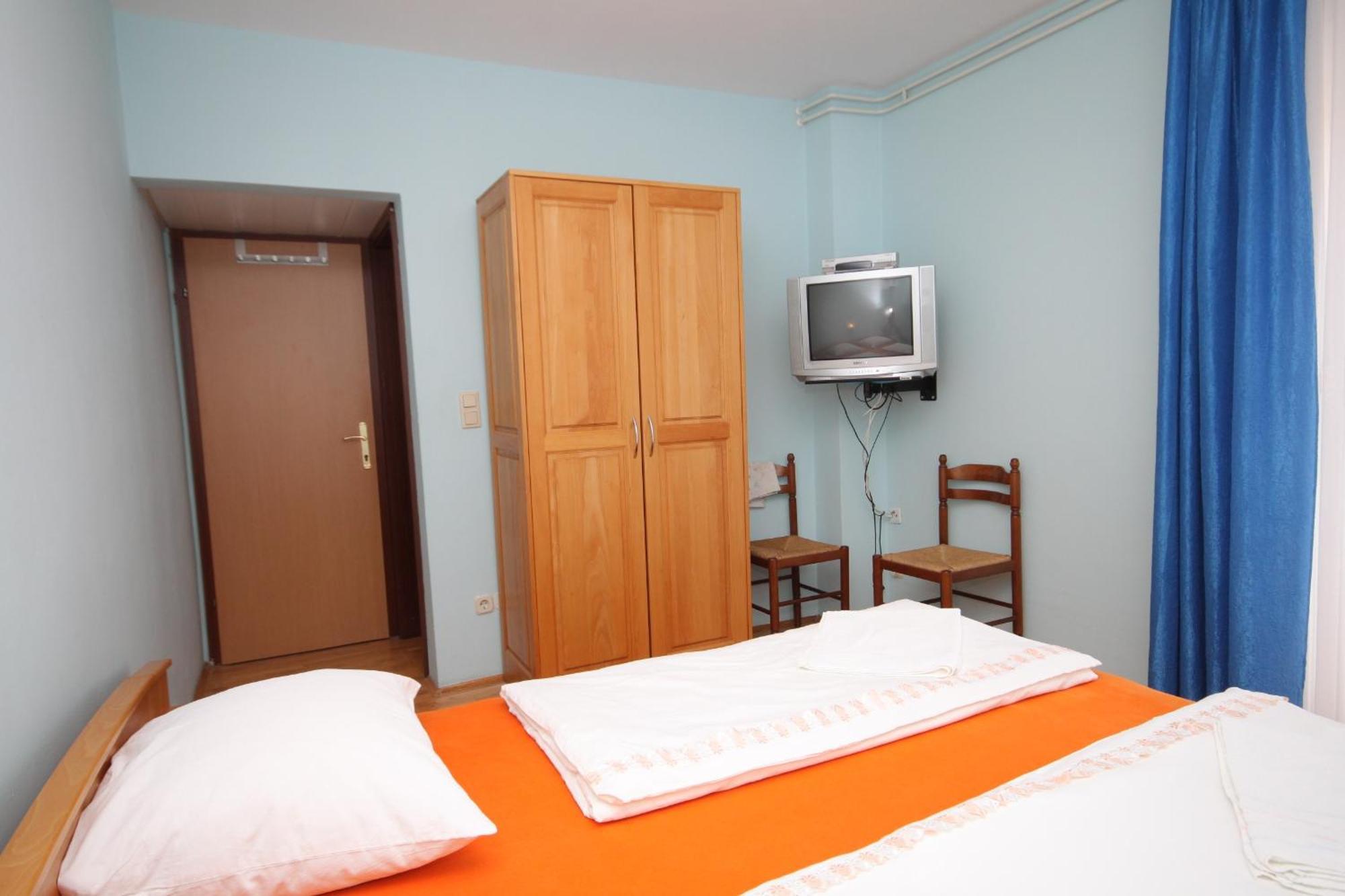 Rooms With A Swimming Pool Peroj, Fazana - 2235 Szoba fotó